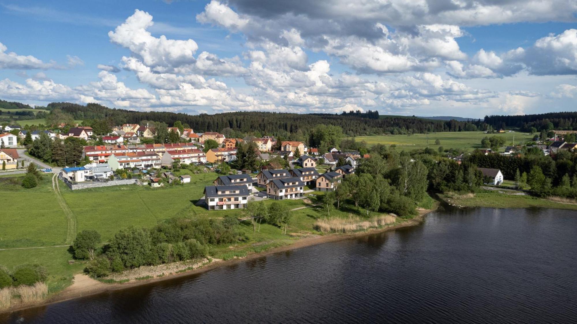Resort Male Lipno Cerna v Posumavi Bagian luar foto