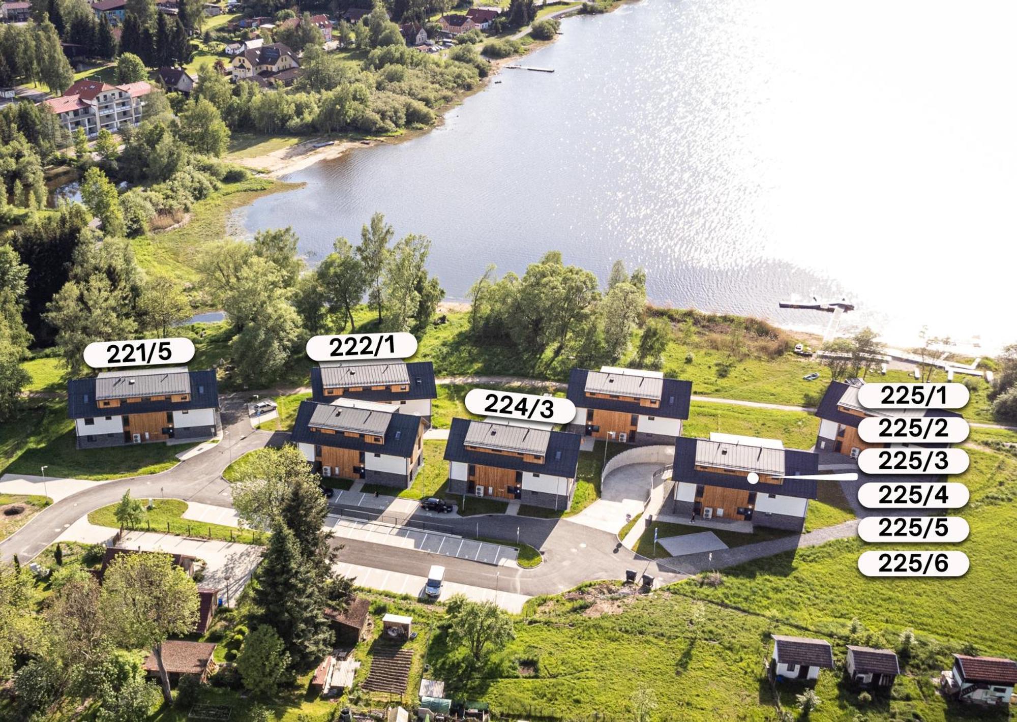 Resort Male Lipno Cerna v Posumavi Bagian luar foto